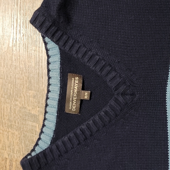 Denver Hayes men's sweater V neck size medium navy and blue color Gently Loved - Picture 5 of 12